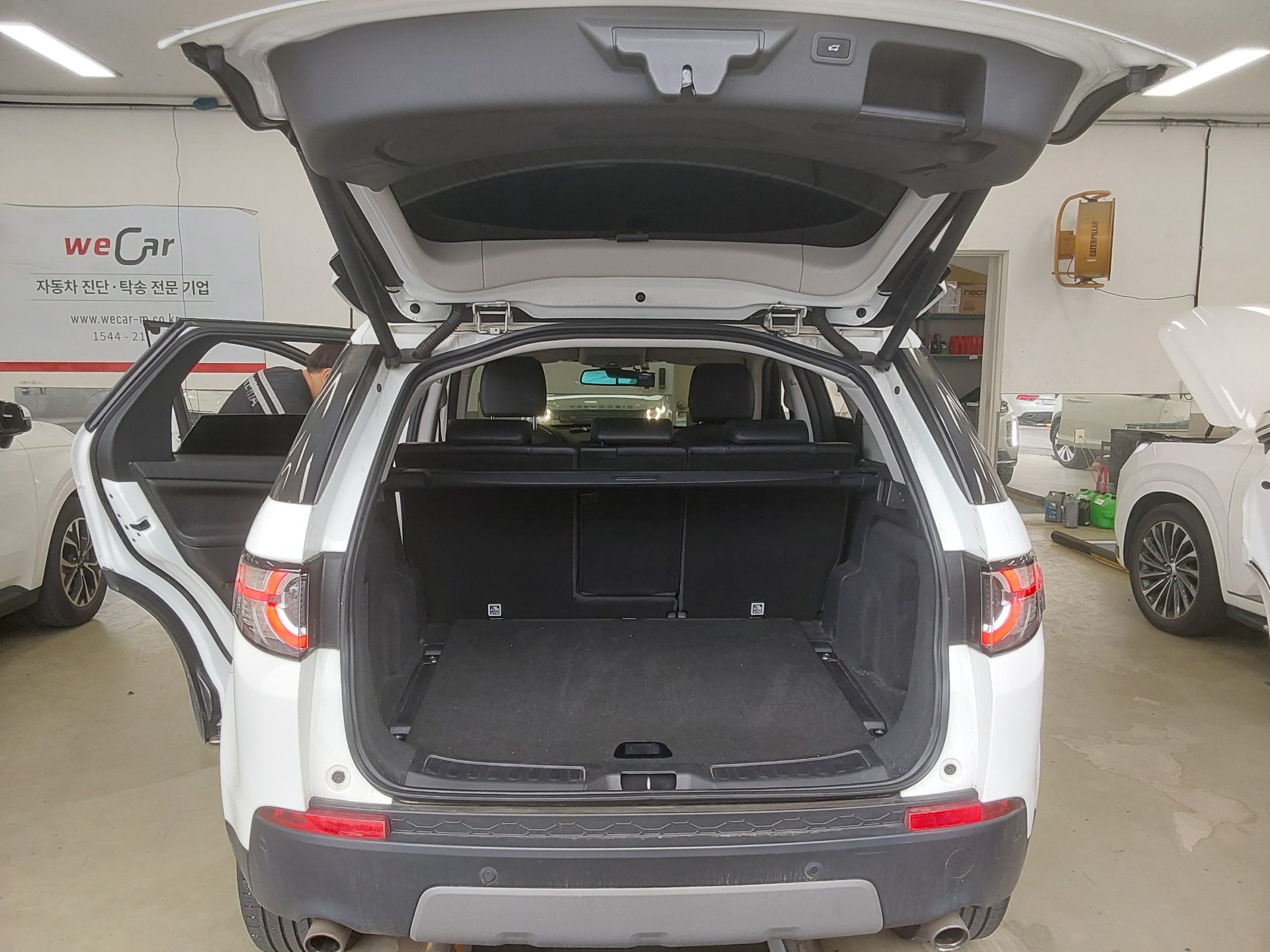 2018 - land rover discovery