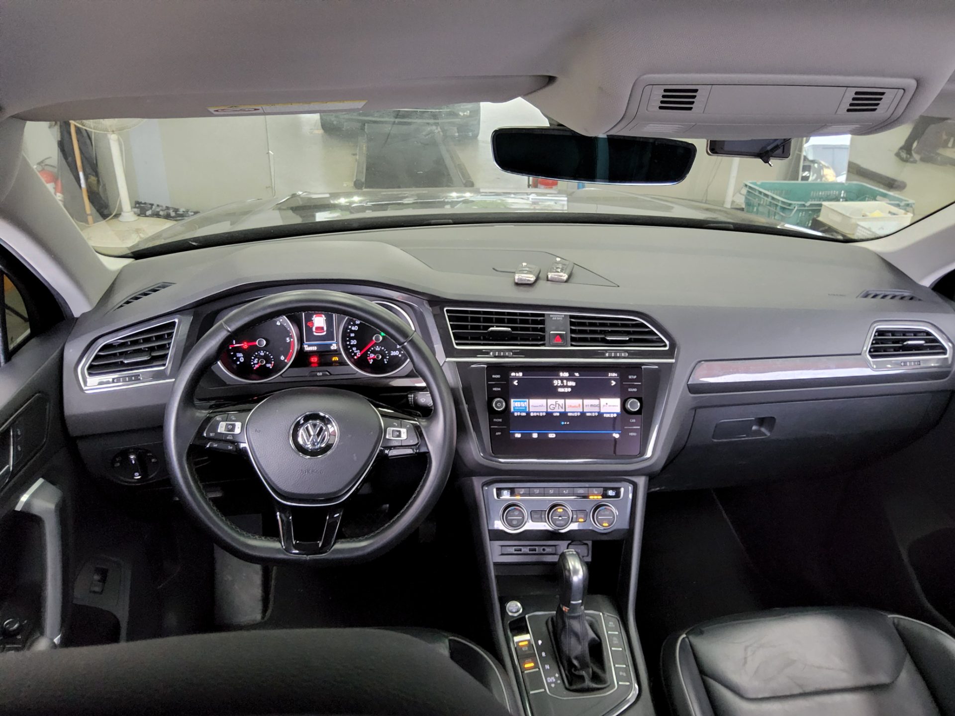 2018 - volkswagen tiguan