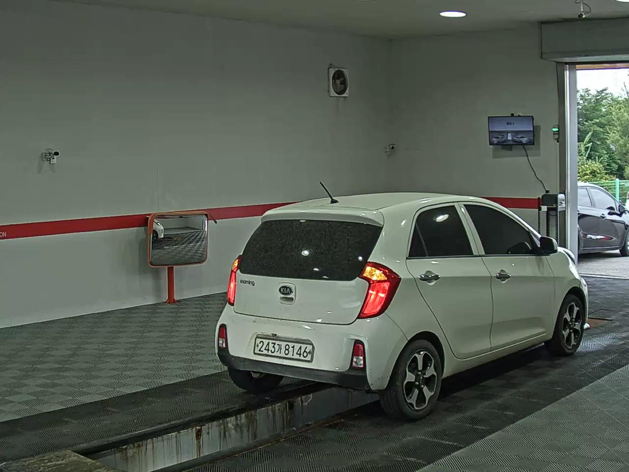 2016 - kia morning