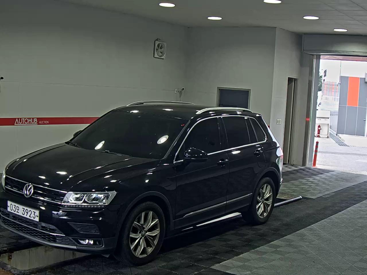 VOLKSWAGEN TIGUAN (2ND GEN) TDI