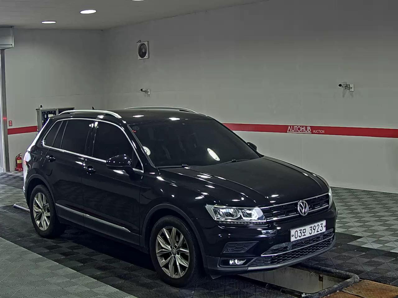 2018 - volkswagen tiguan