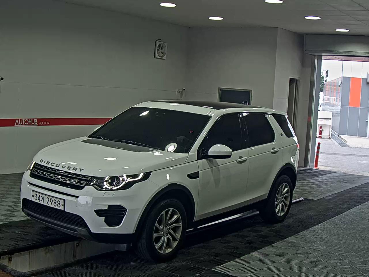 2018 - land rover discovery