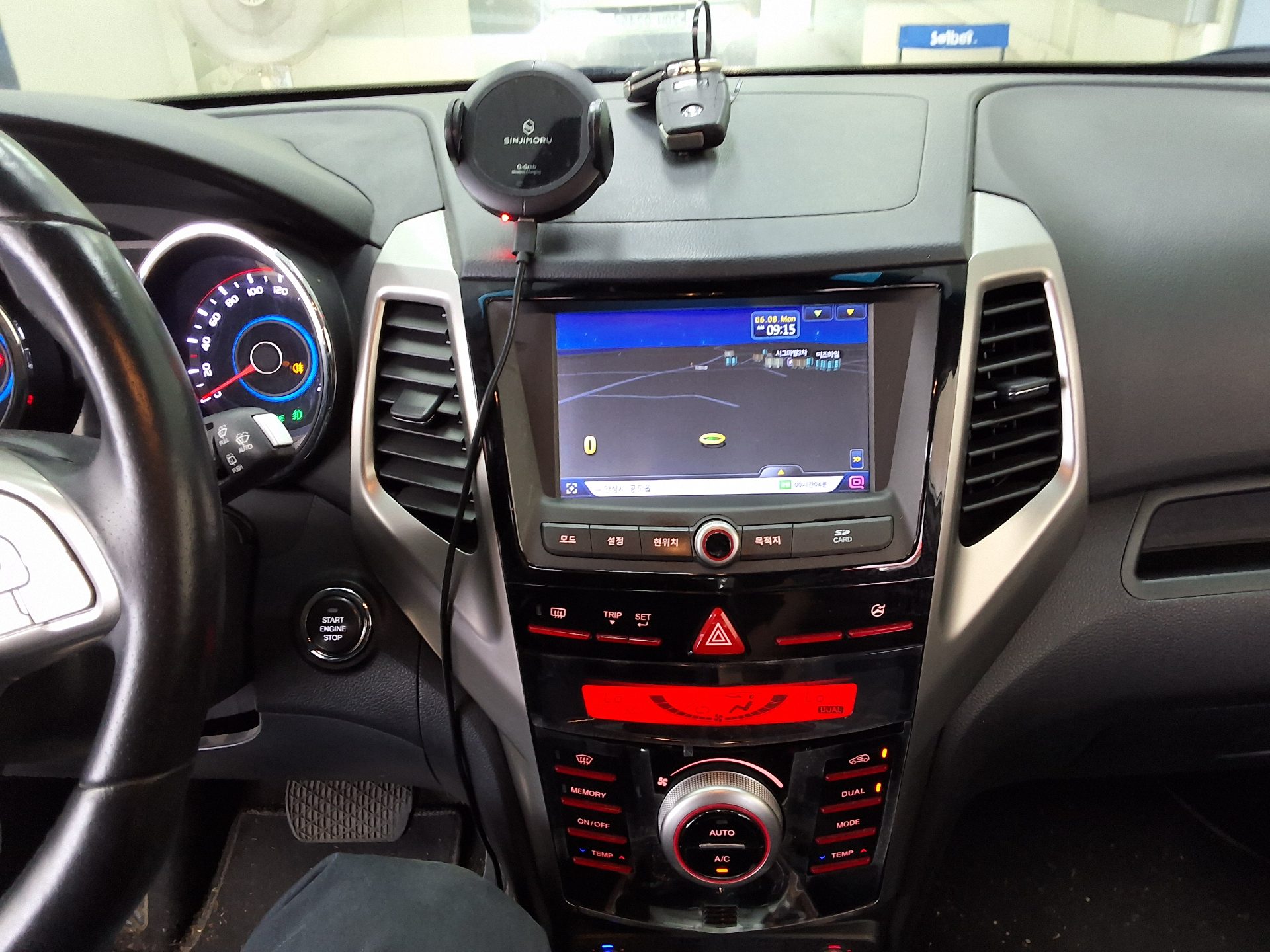 2016 - ssangyong tivoli