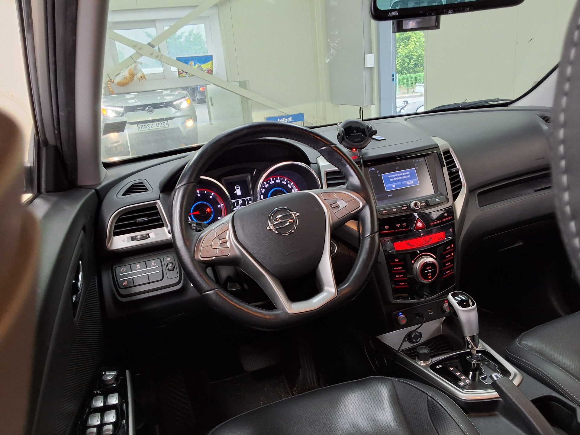 2016 - ssangyong tivoli