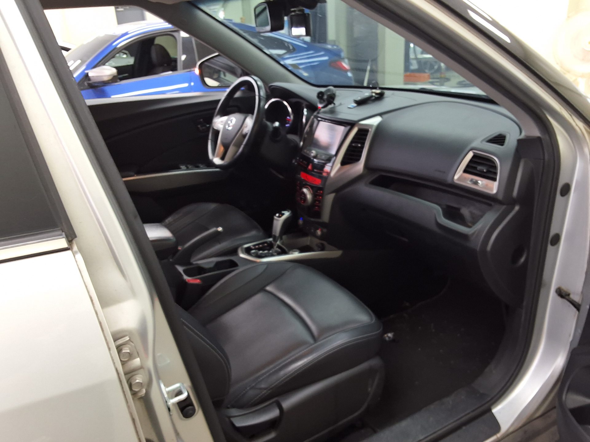 2016 - ssangyong tivoli