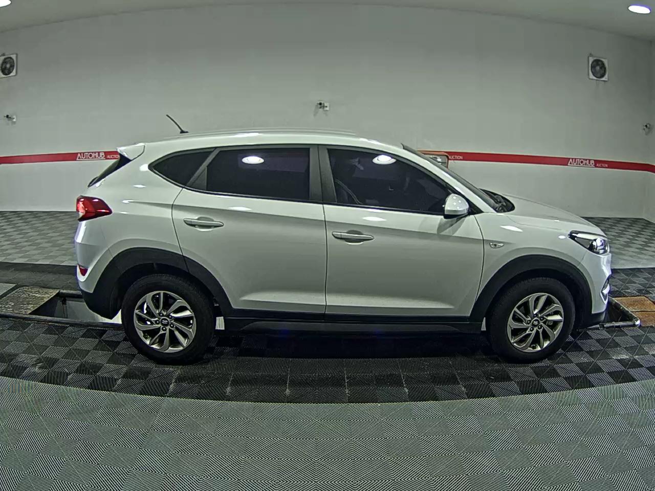 2016 - hyundai tucson