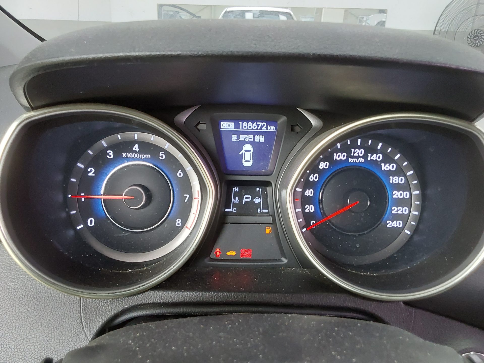 2012 - hyundai avante