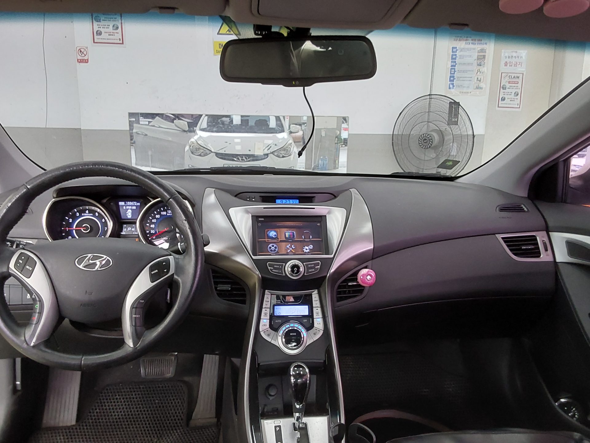 2012 - hyundai avante
