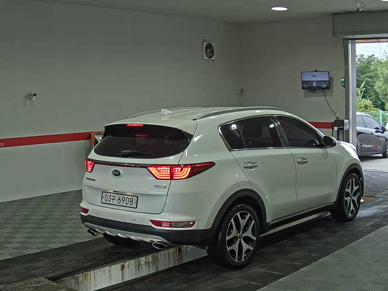 2018 - kia sportage