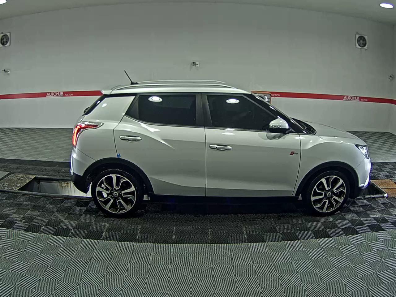 2016 - ssangyong tivoli