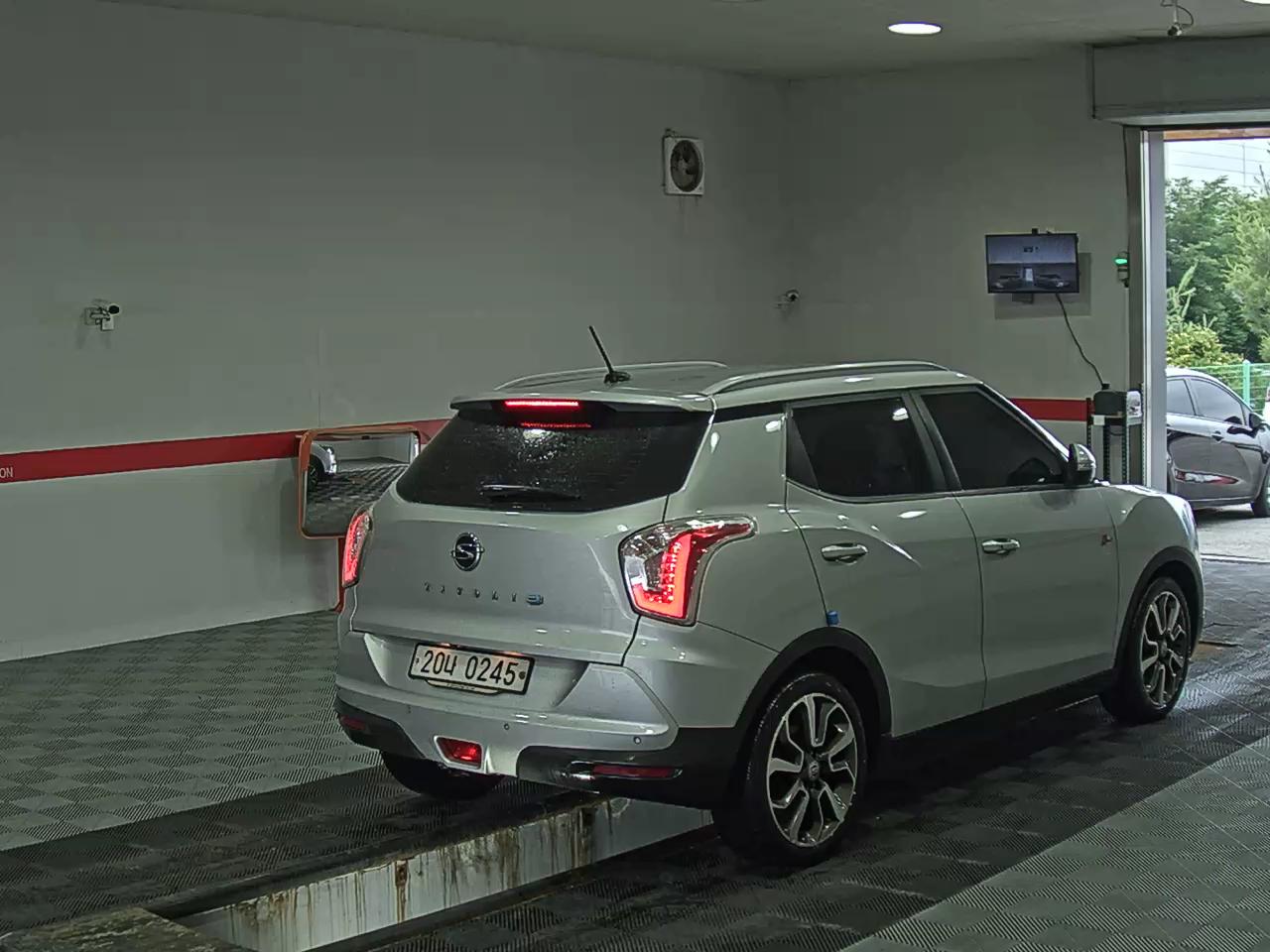 2016 - ssangyong tivoli