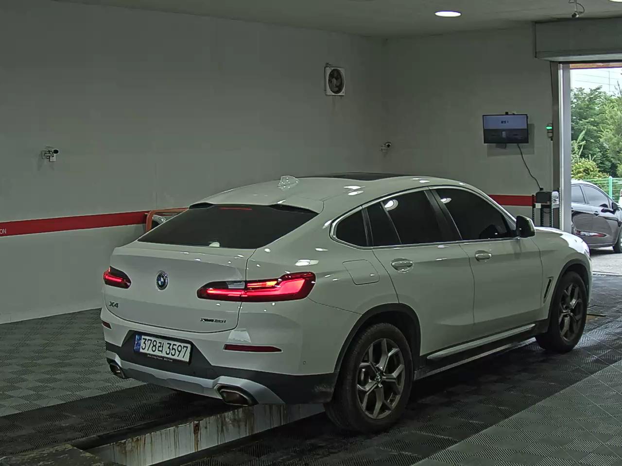 2022 - bmw x4