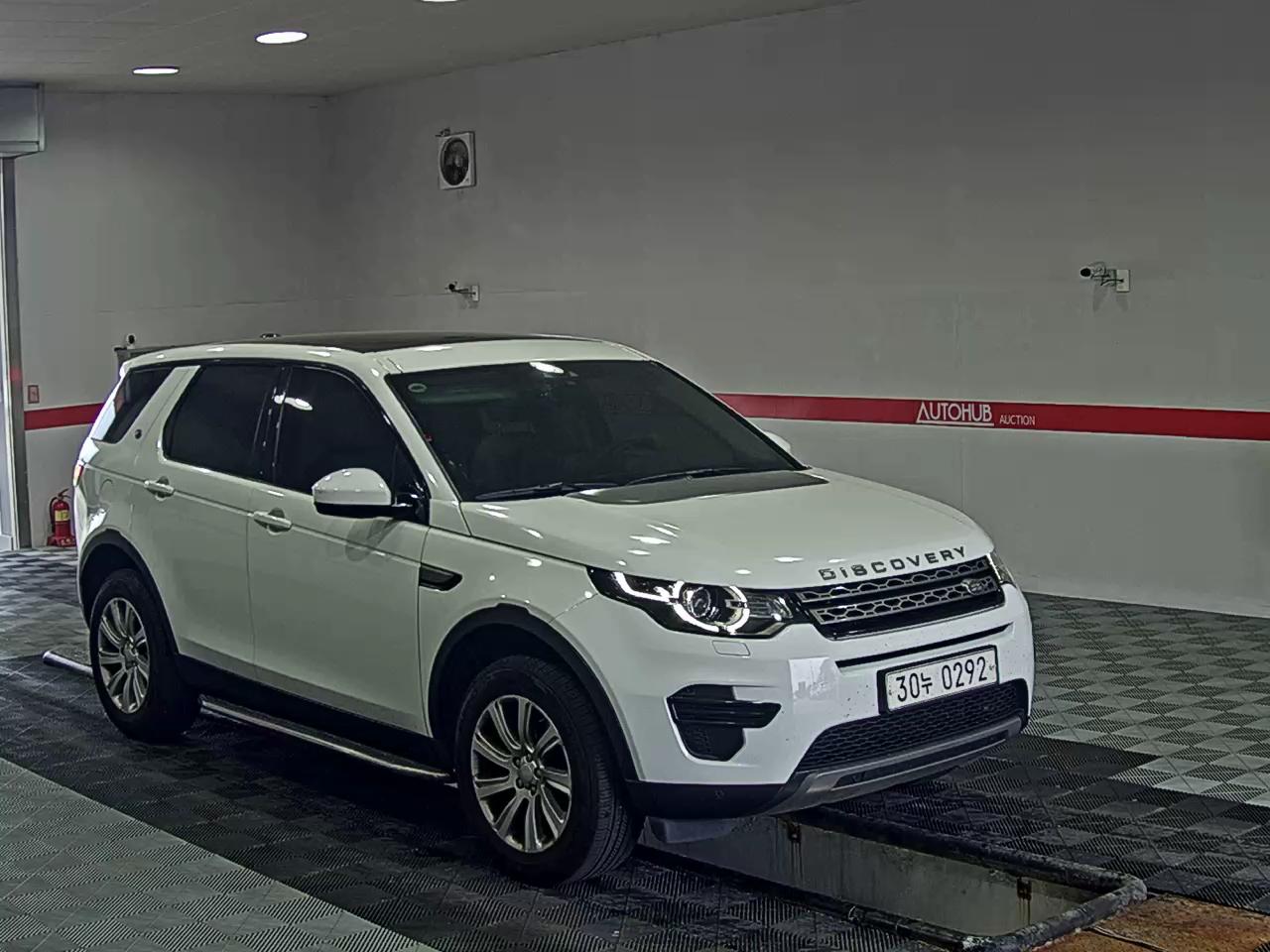 2016 - land rover discovery