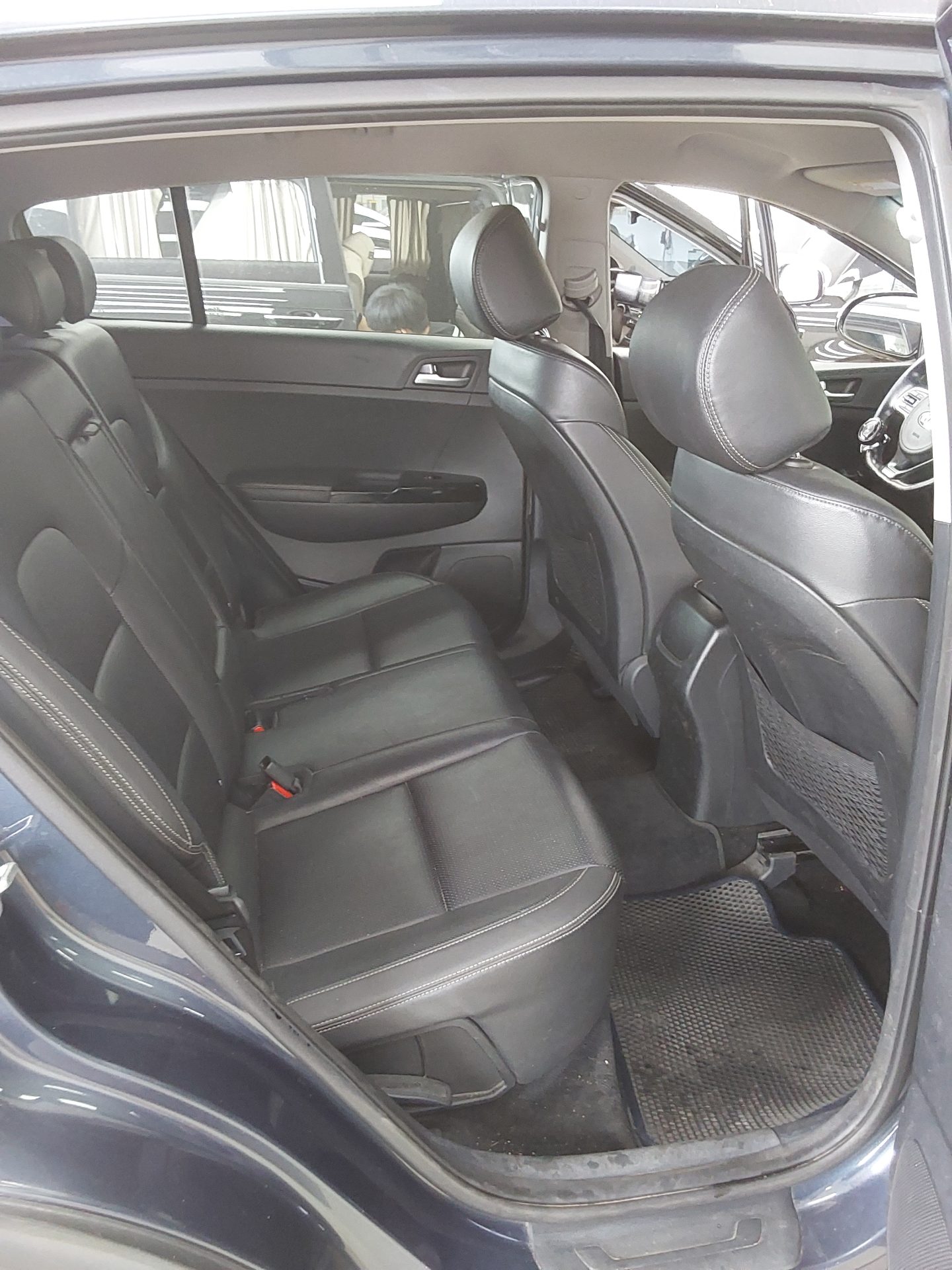 2016 - kia sportage