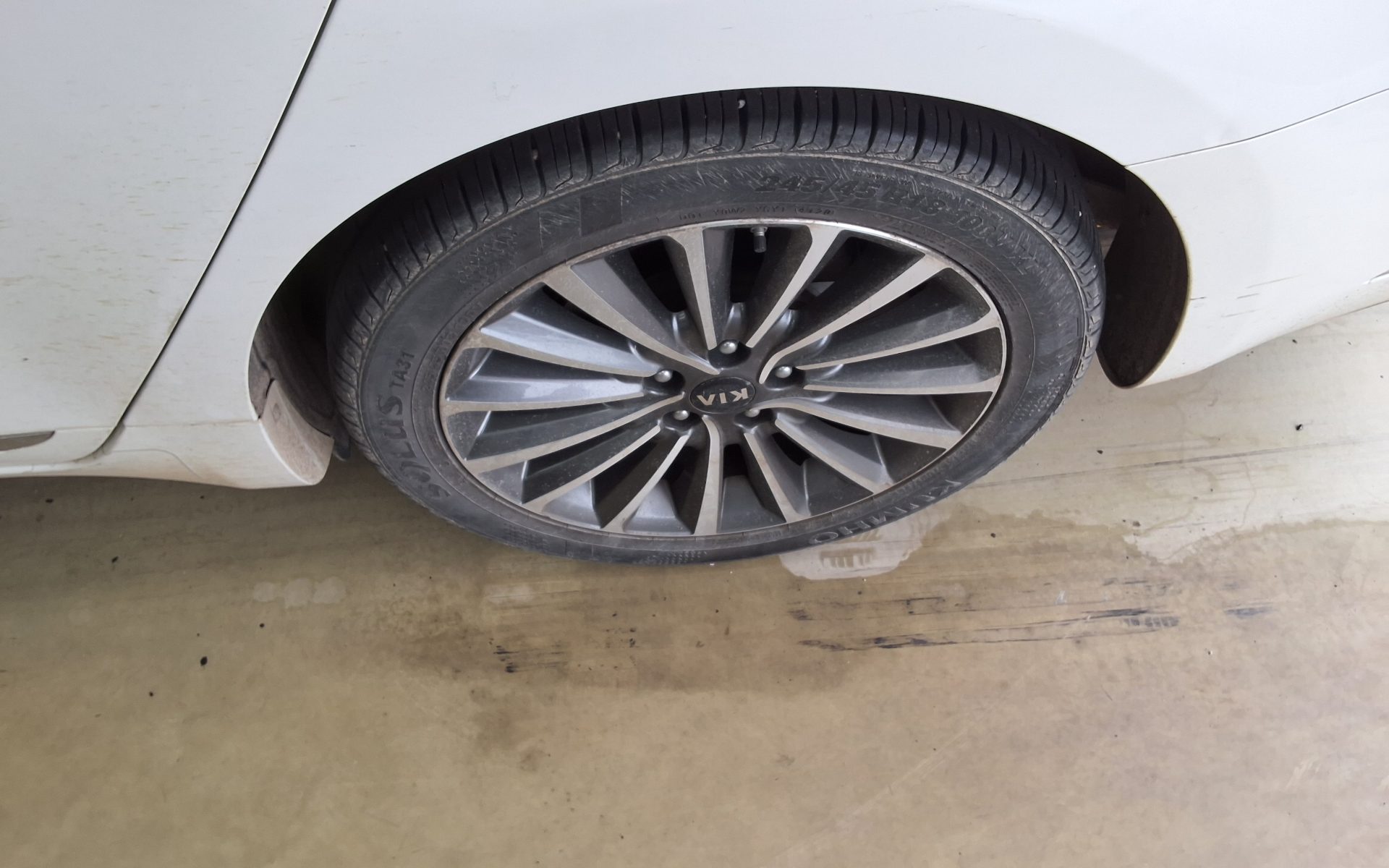 2017 - kia k7
