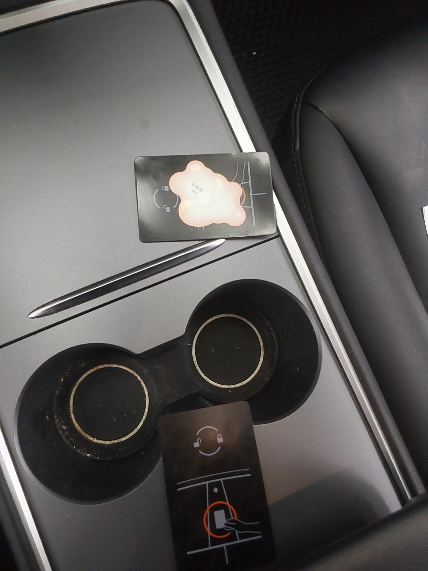 2022 - tesla model 3