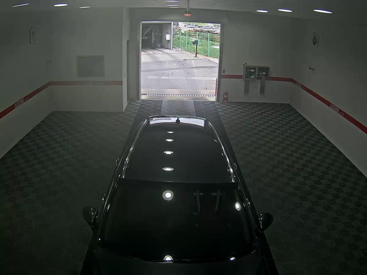 2021 - genesis gv70