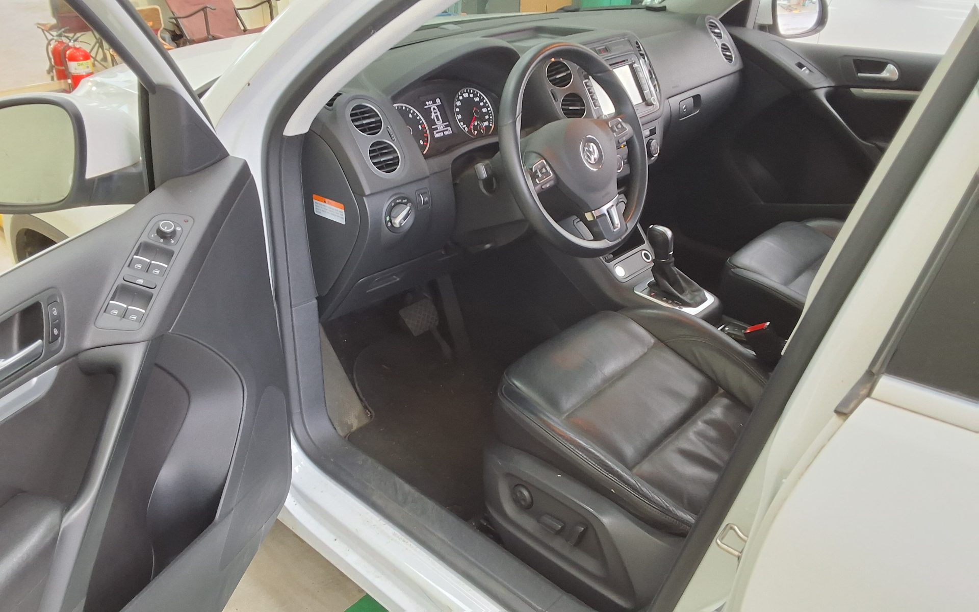 2016 - volkswagen tiguan