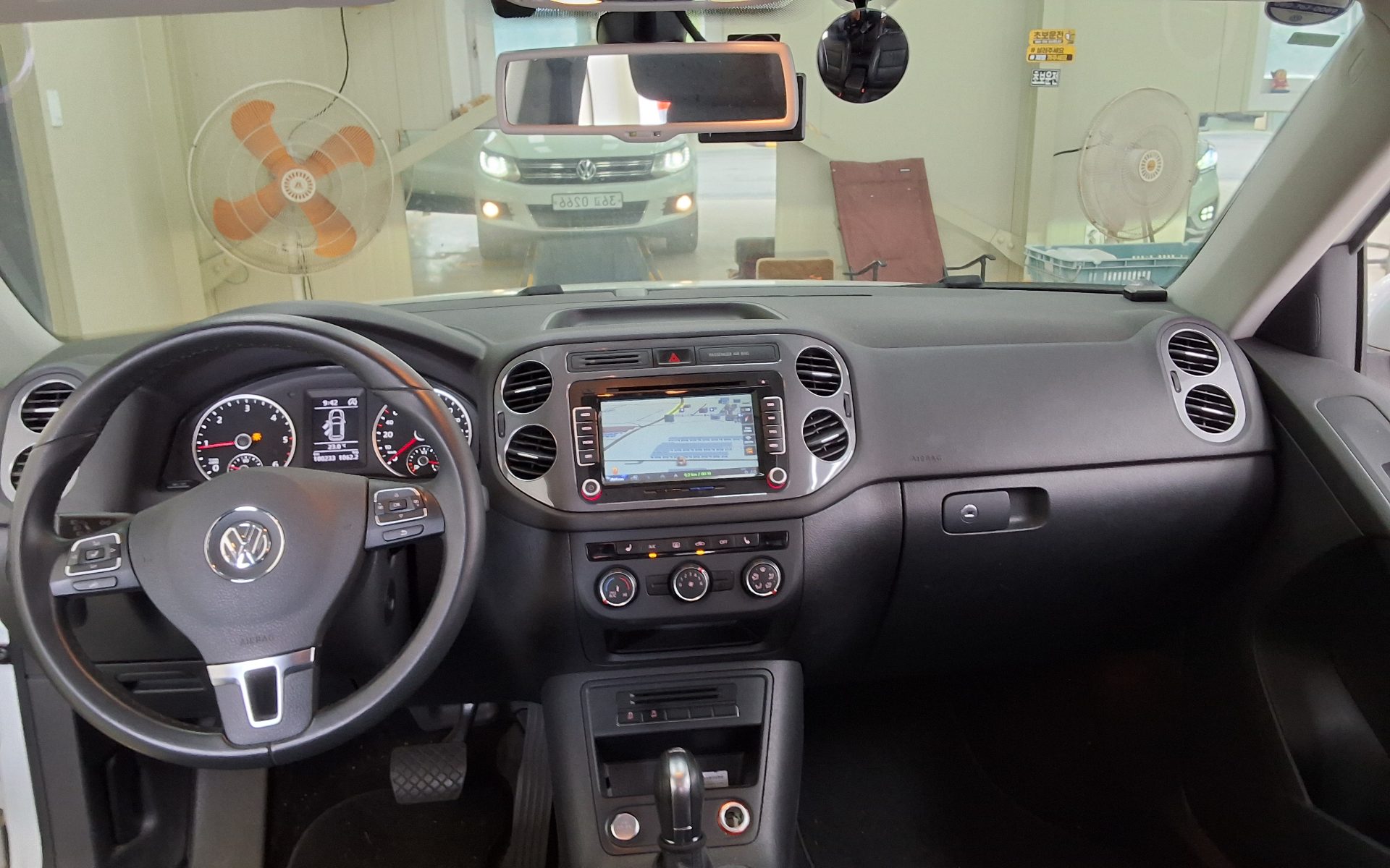 2016 - volkswagen tiguan