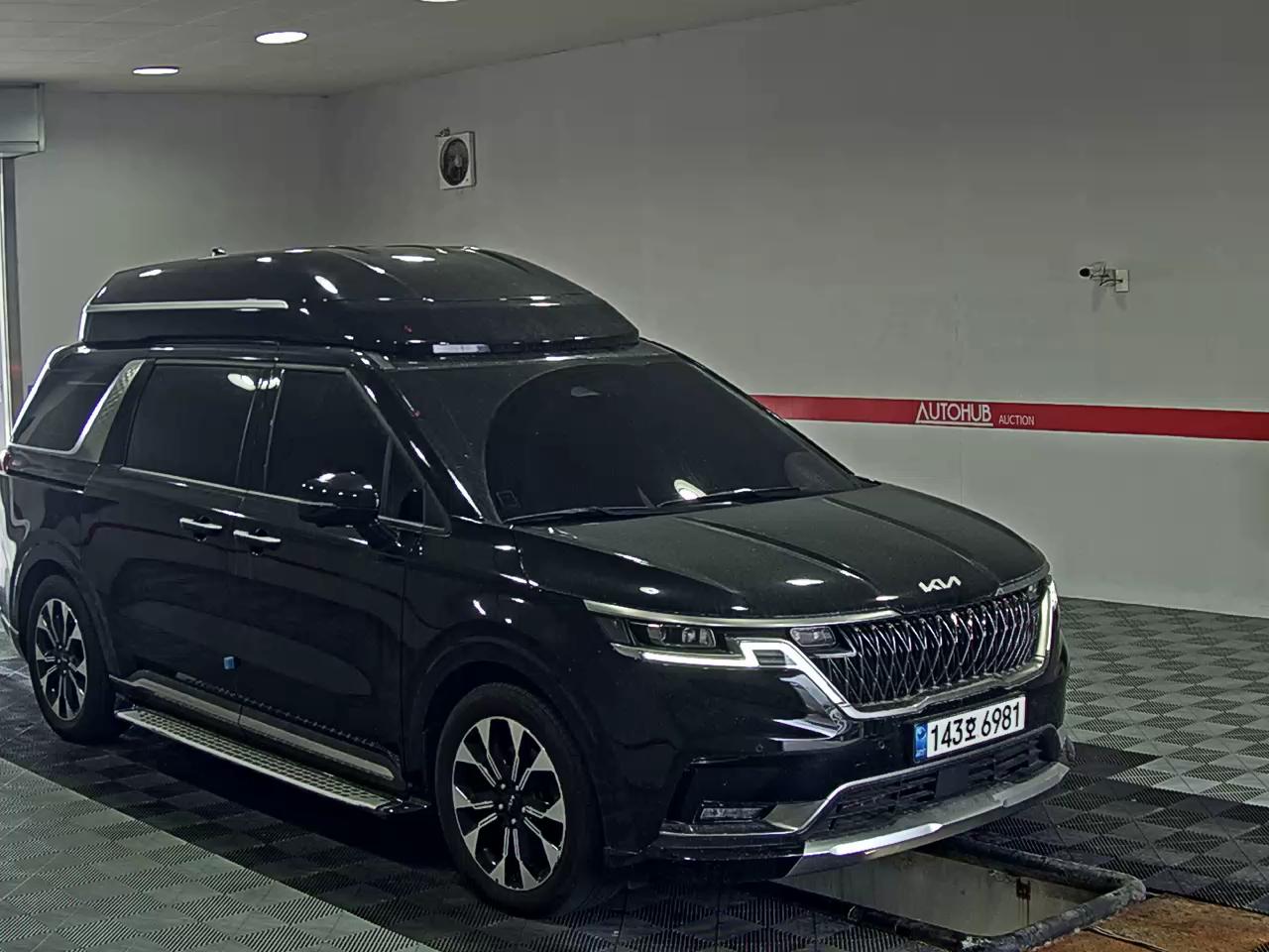 2022 - kia carnival
