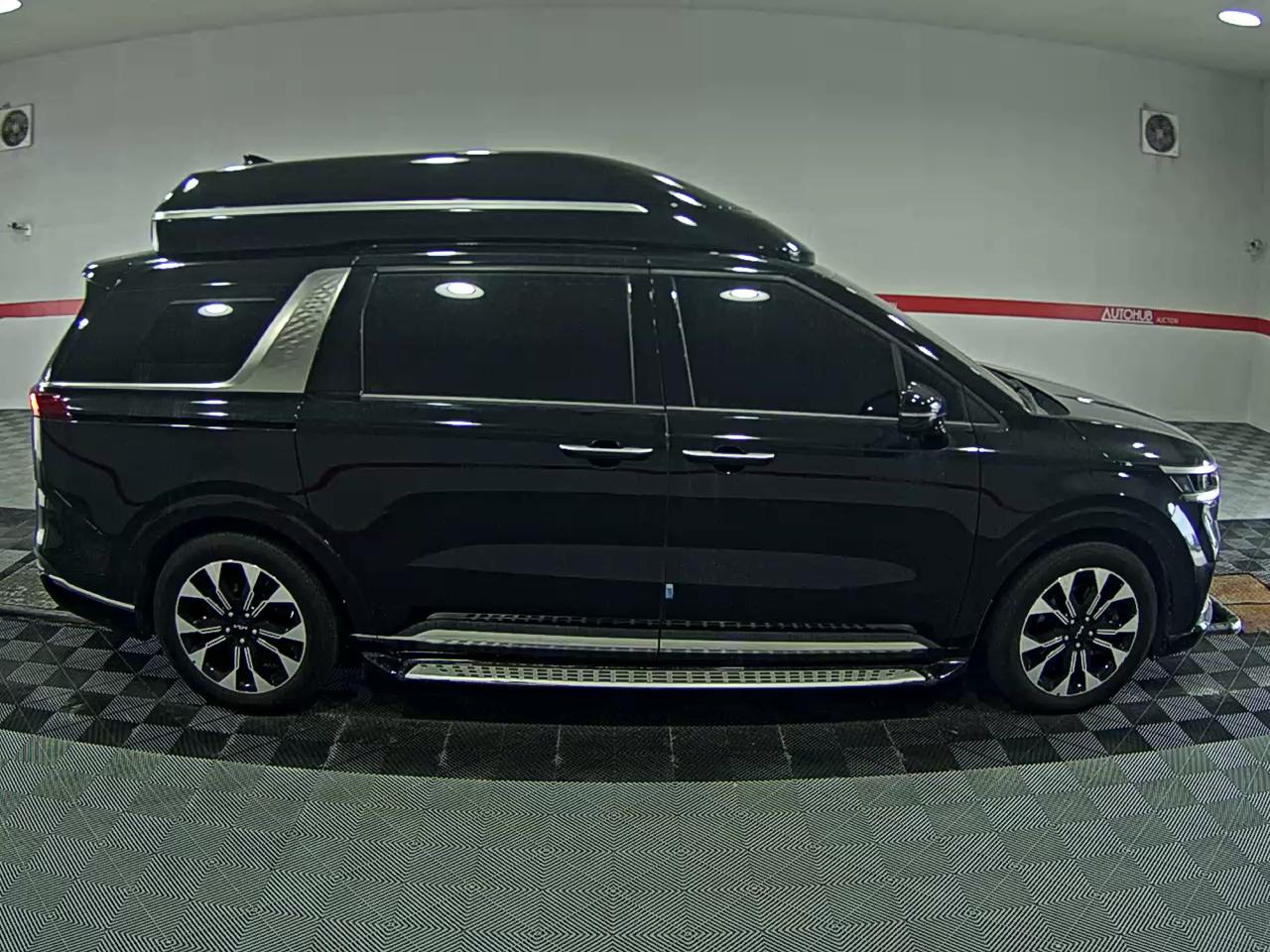 2022 - kia carnival