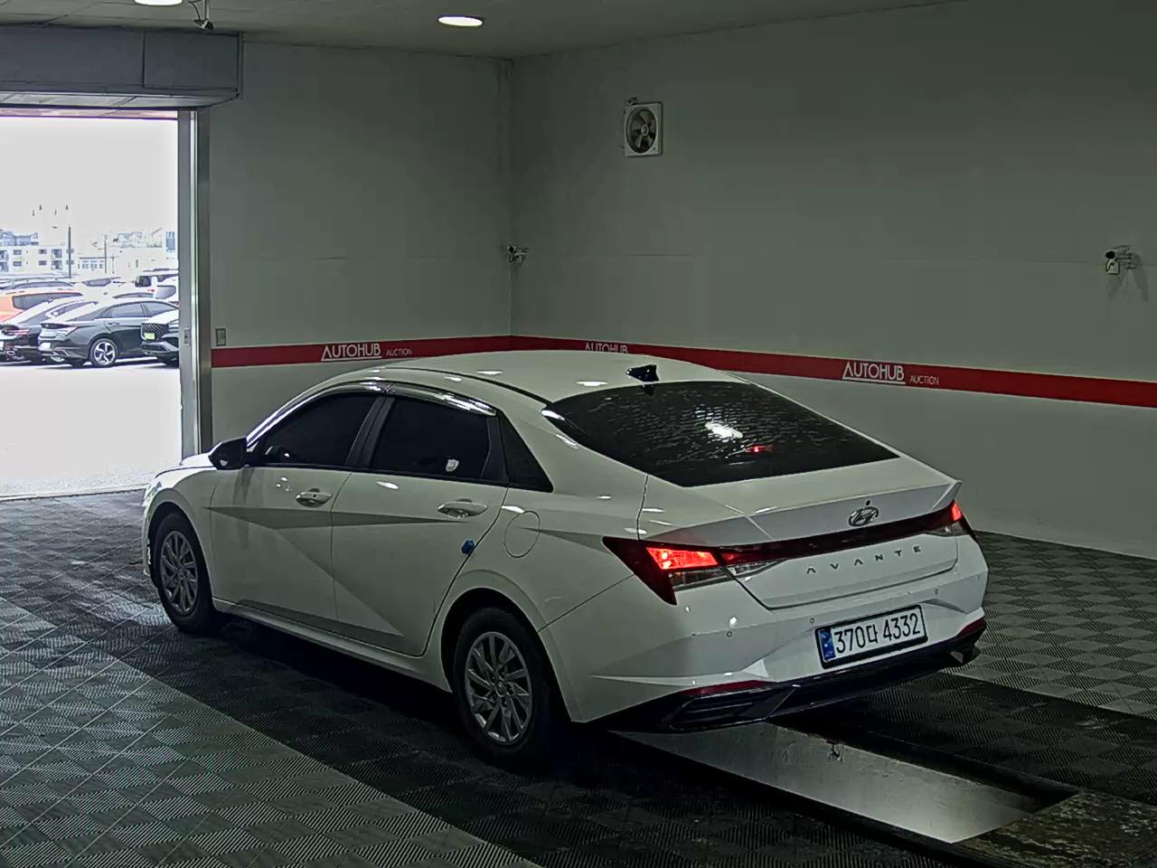 2021 - hyundai avante