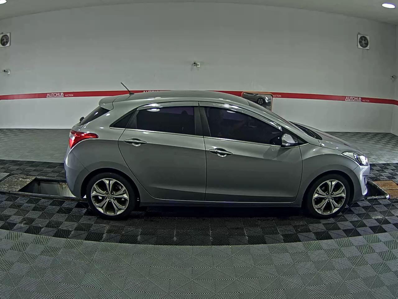 2012 - hyundai i30