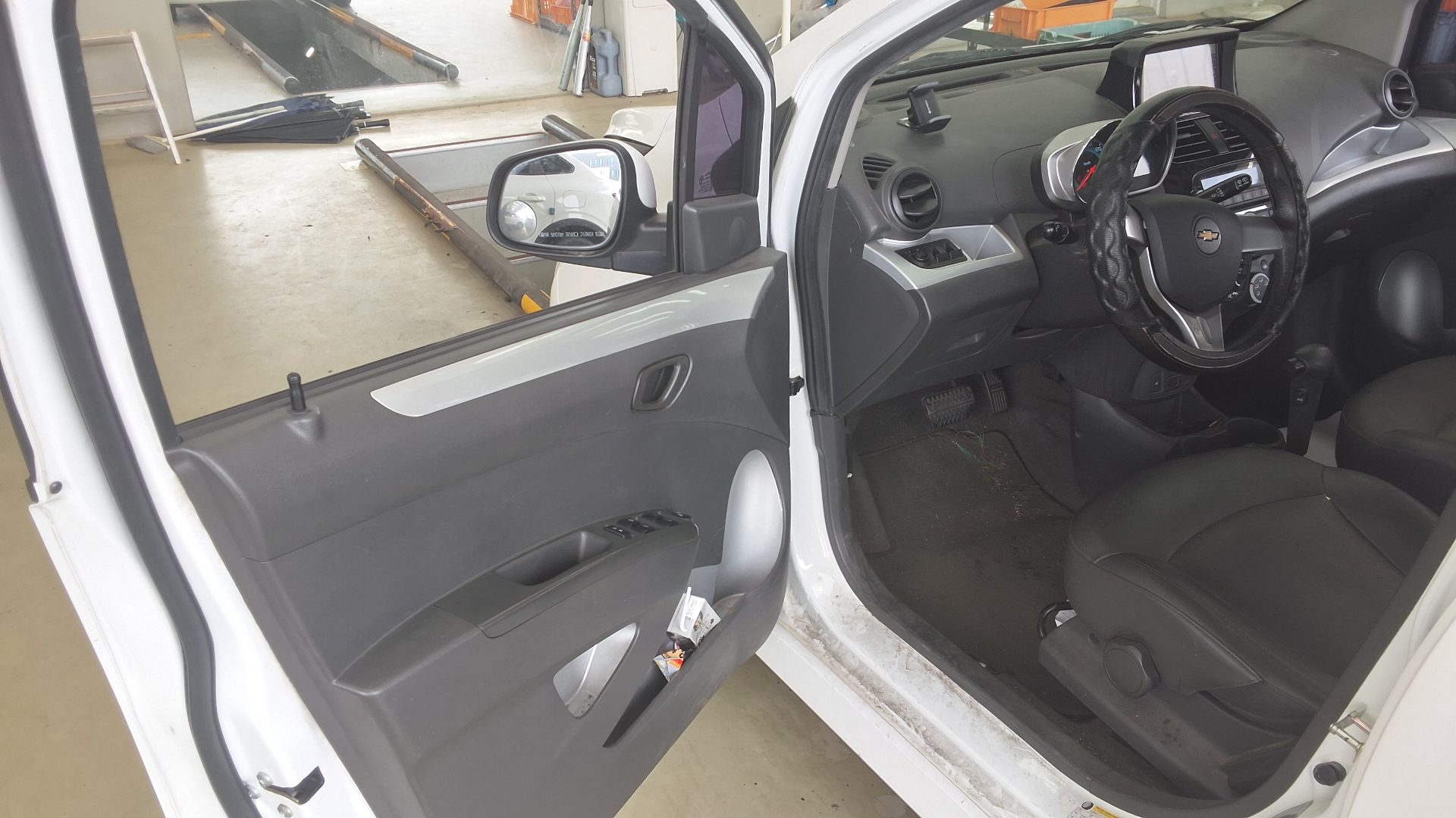 2014 - chevrolet spark