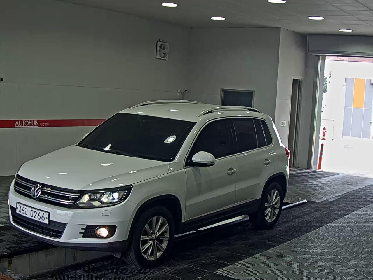 VOLKSWAGEN TIGUAN TDI BLUEMOTION