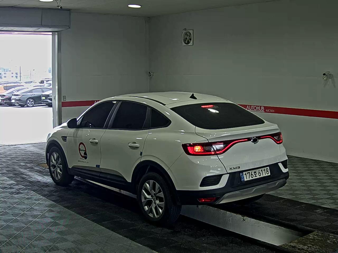 2023 - renault xm3