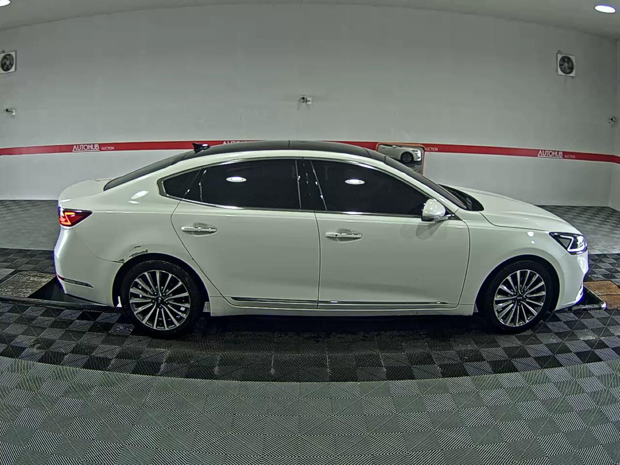 2017 - kia k7