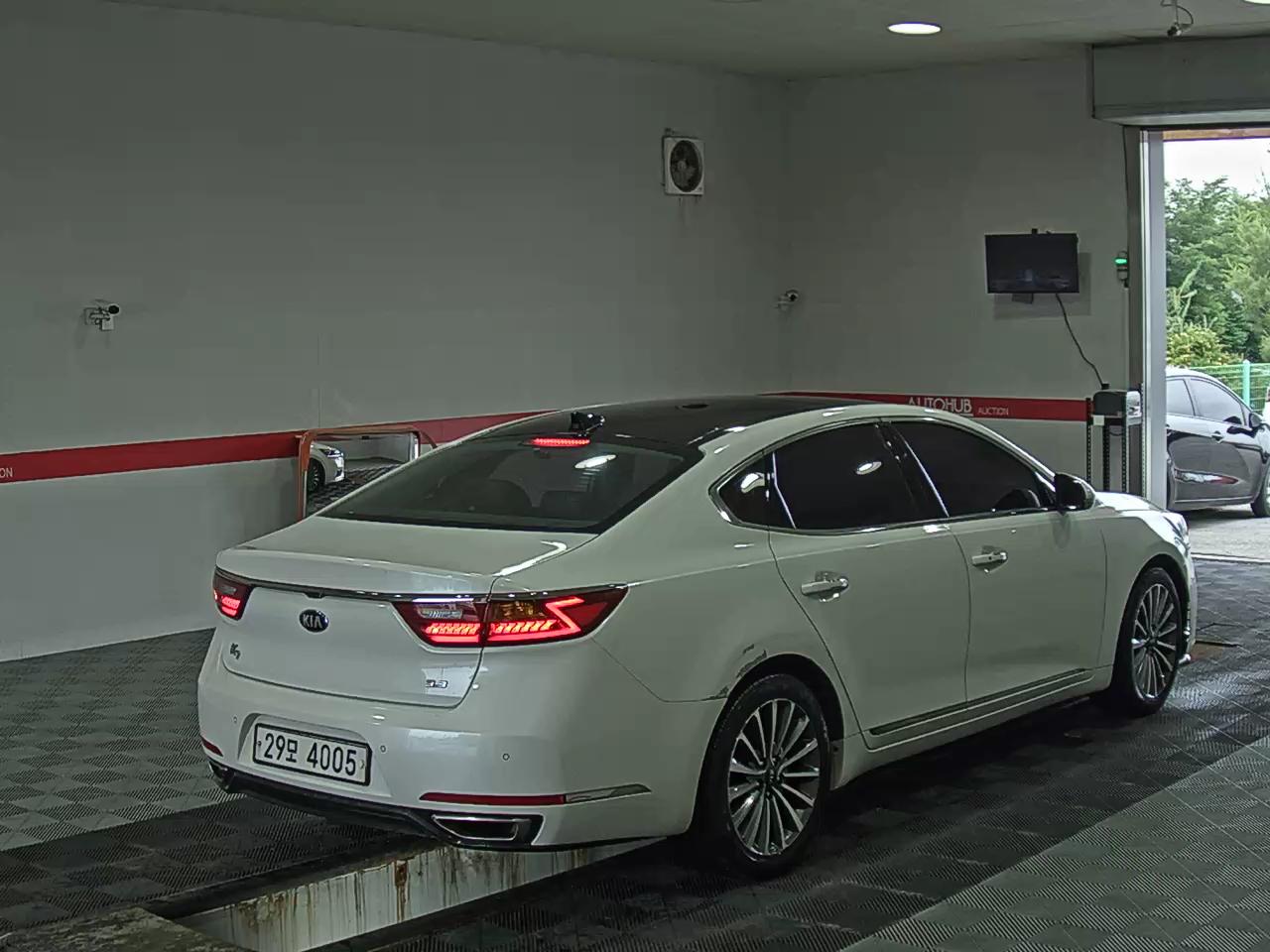 2017 - kia k7