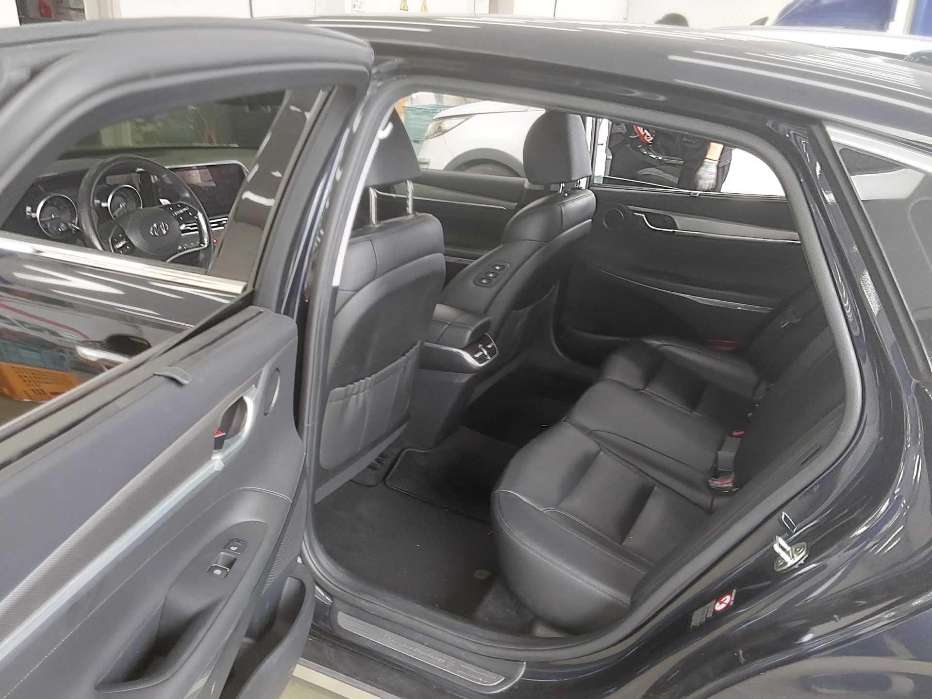 2020 - hyundai grandeur