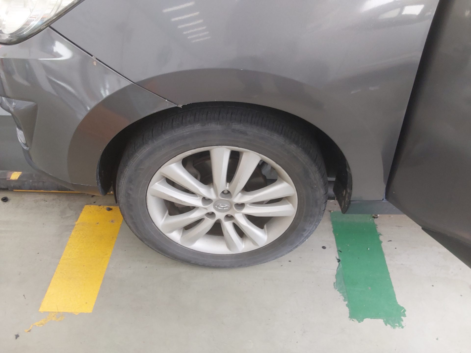 2012 - hyundai tucson