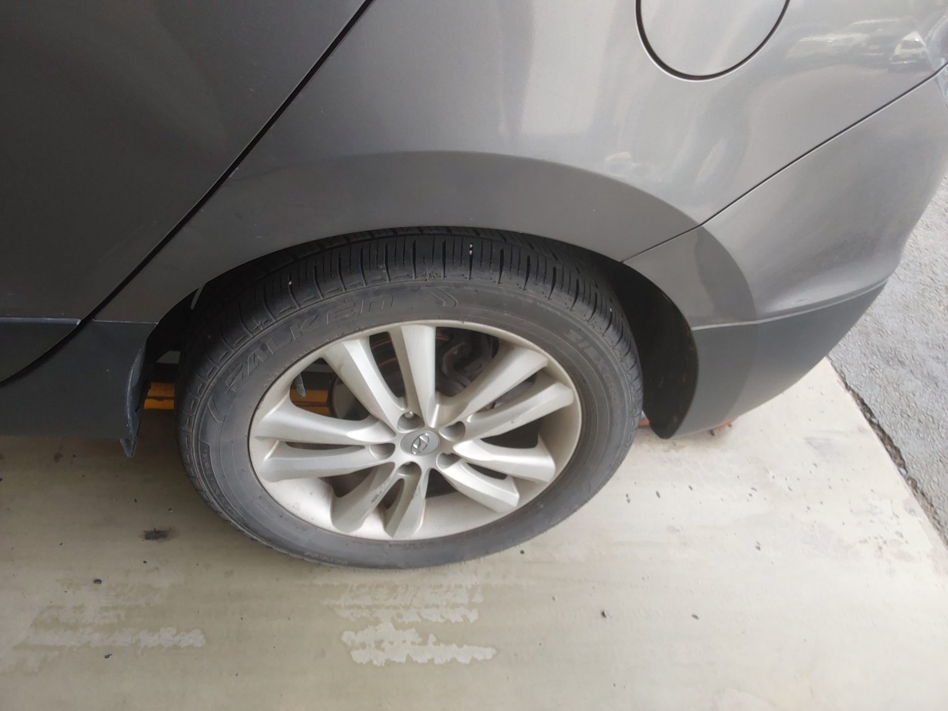 2012 - hyundai tucson