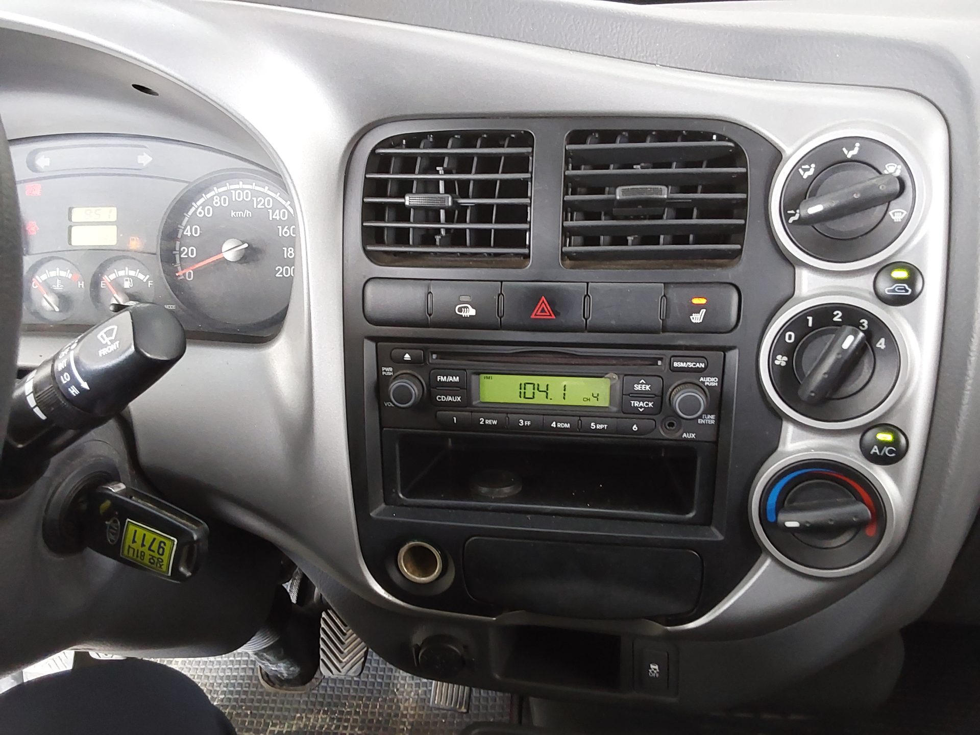 2016 - kia bongo
