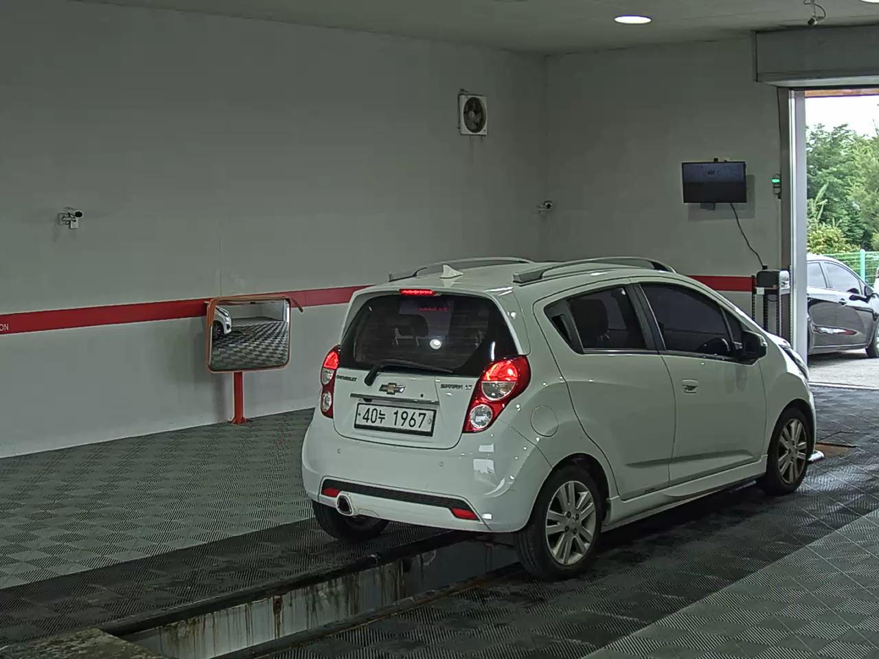 2014 - chevrolet spark