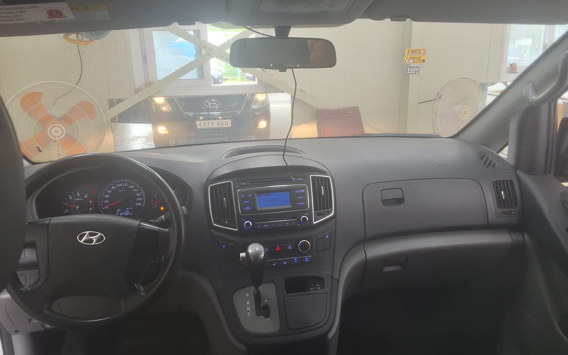 2016 - hyundai grand starex