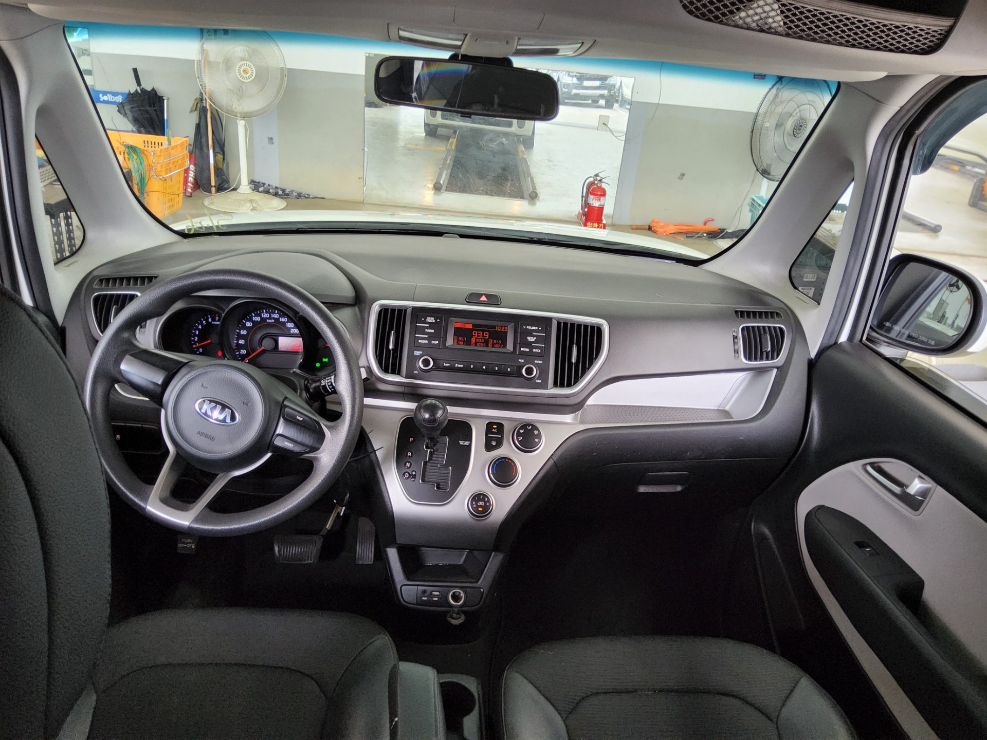 2019 - kia ray