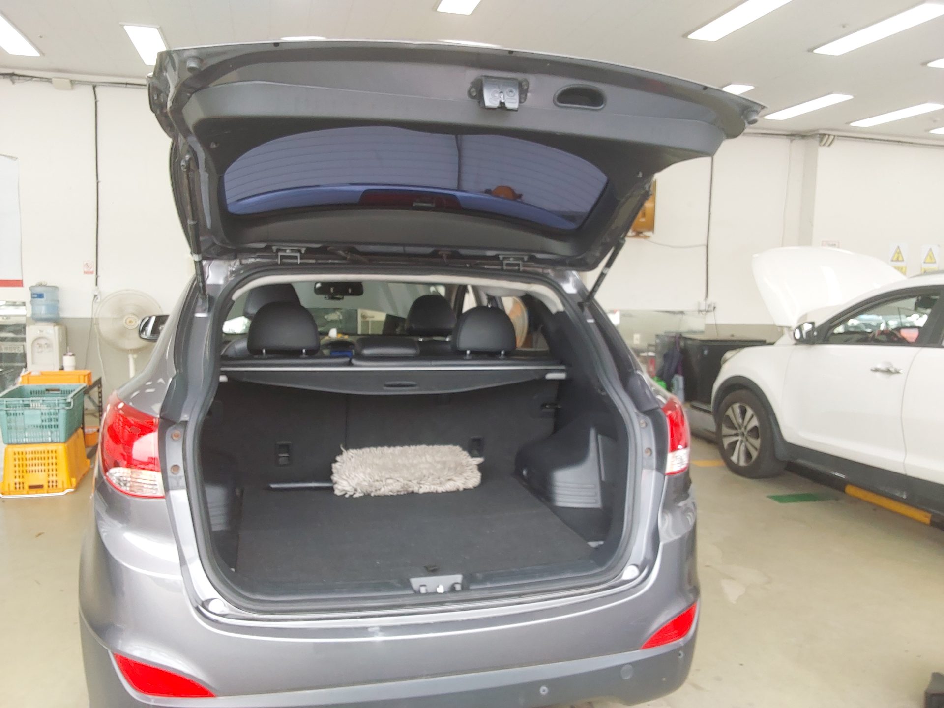 2012 - hyundai tucson