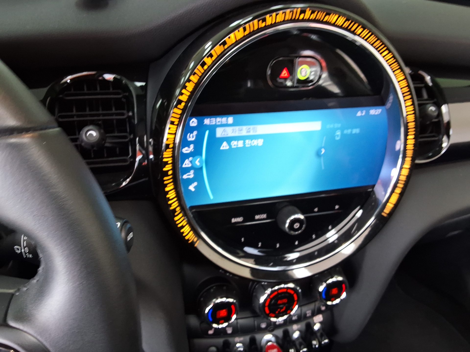 2022 - mini cooper