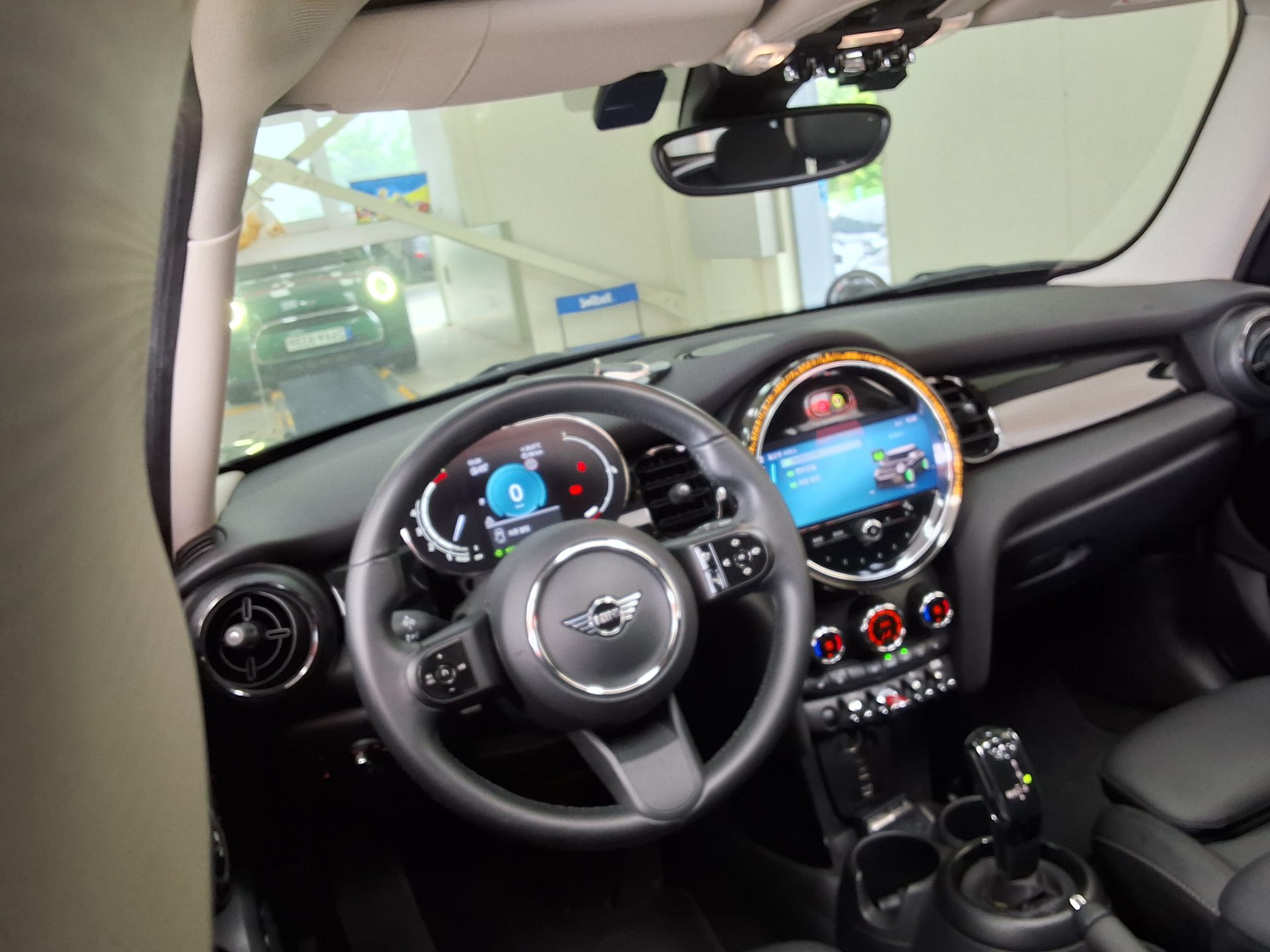 2022 - mini cooper