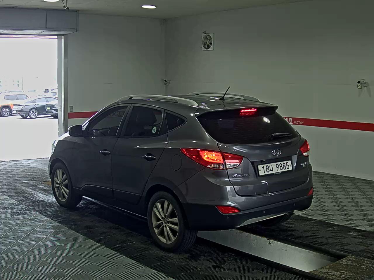 2012 - hyundai tucson
