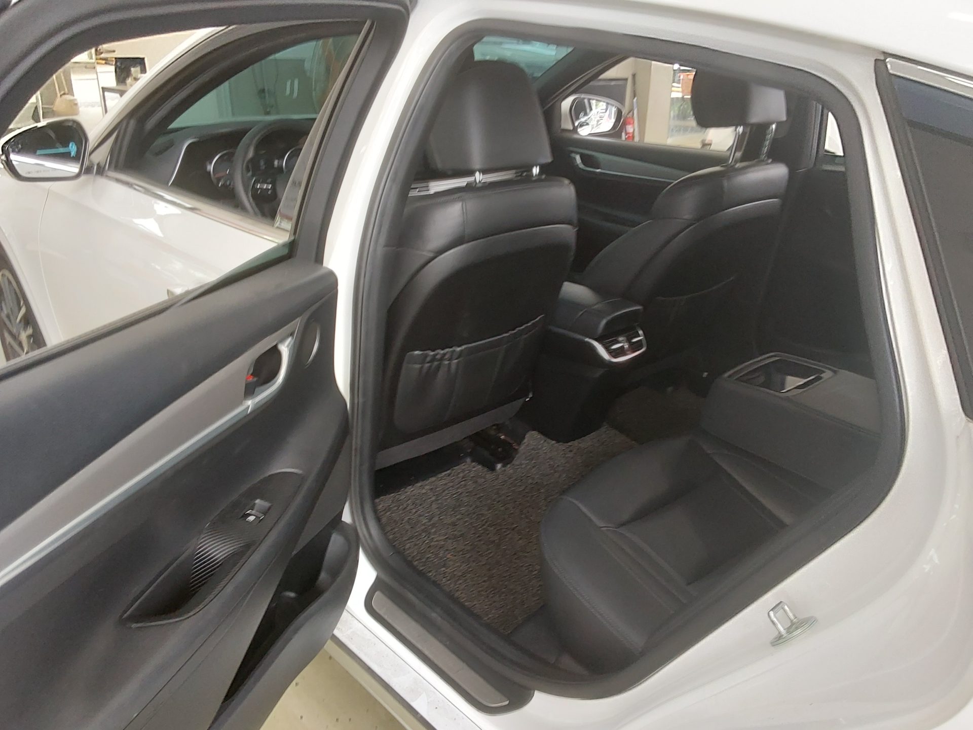 2020 - hyundai grandeur