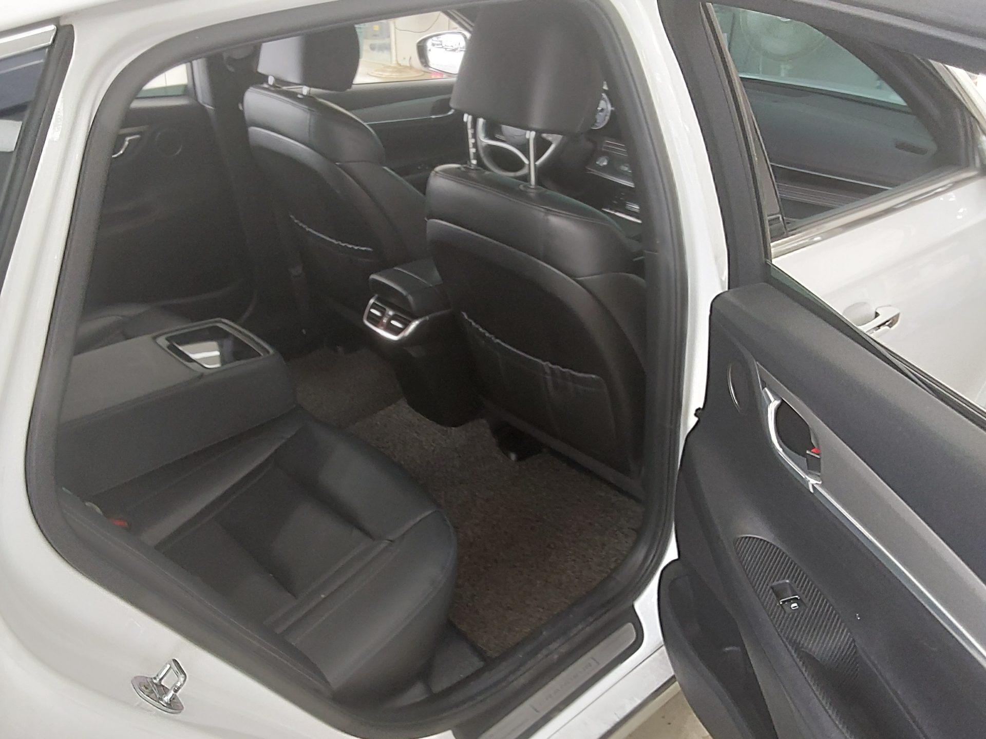 2020 - hyundai grandeur