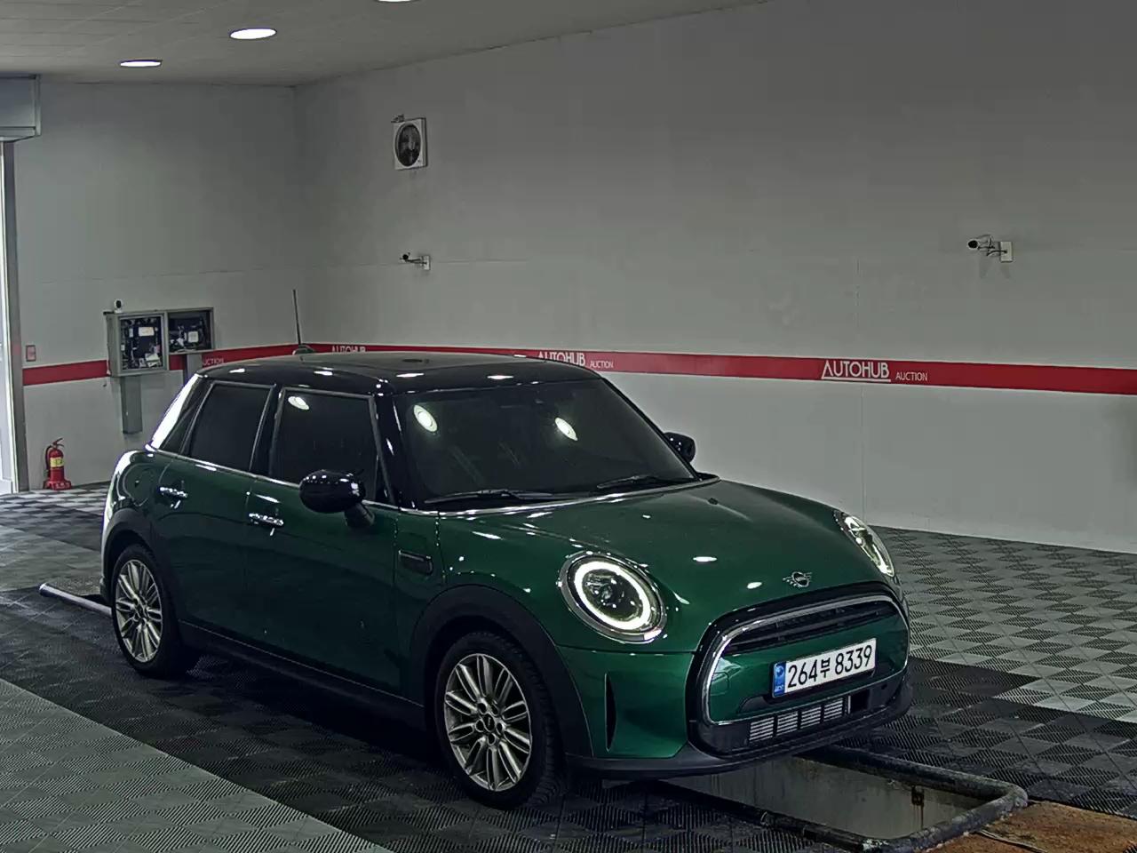 2022 - mini cooper