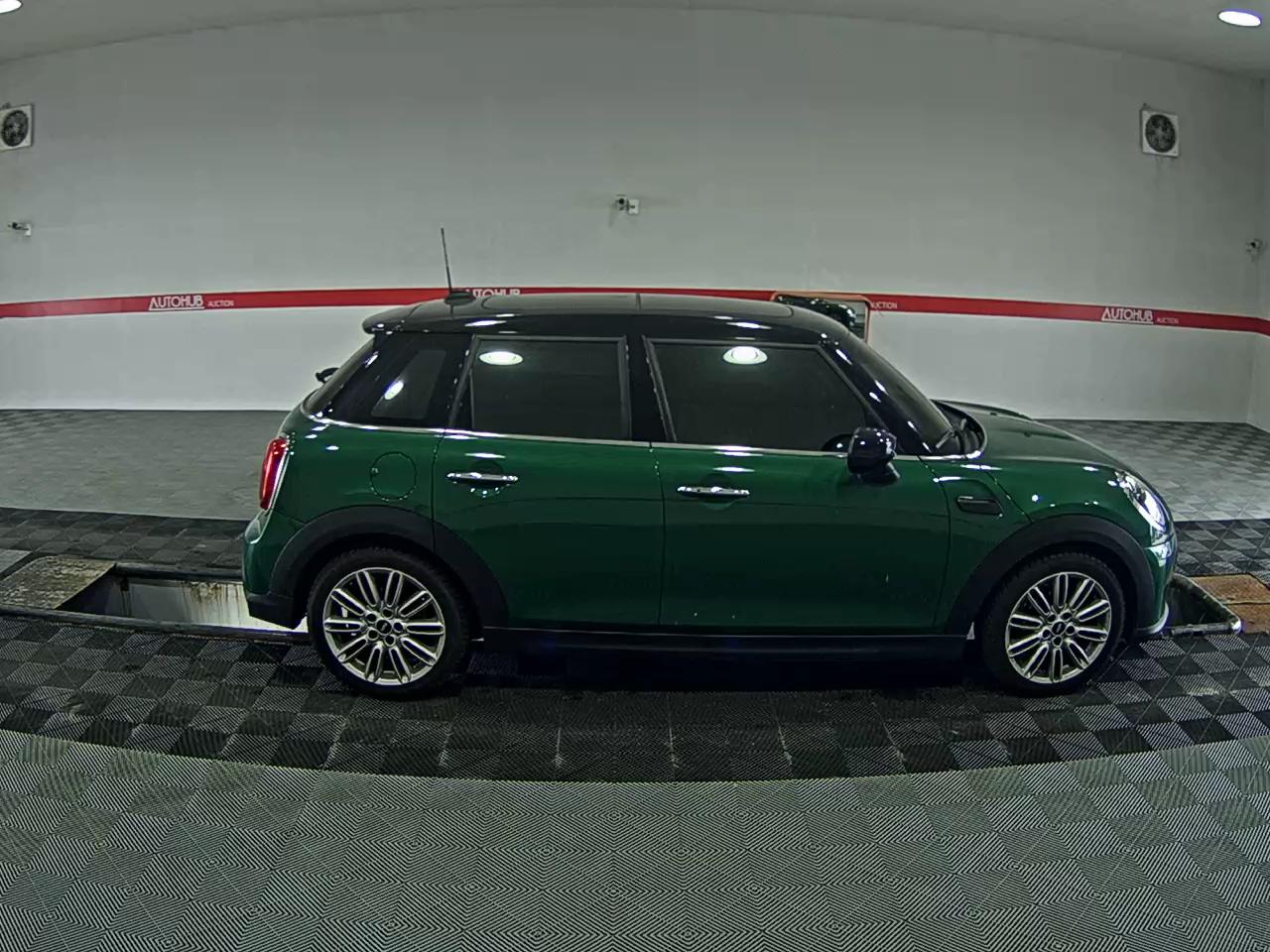 2022 - mini cooper