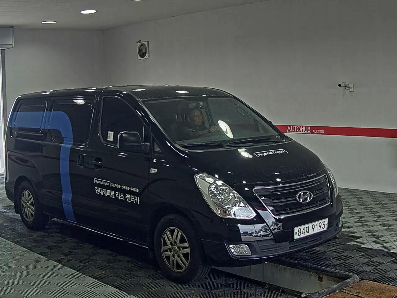 2016 - hyundai grand starex