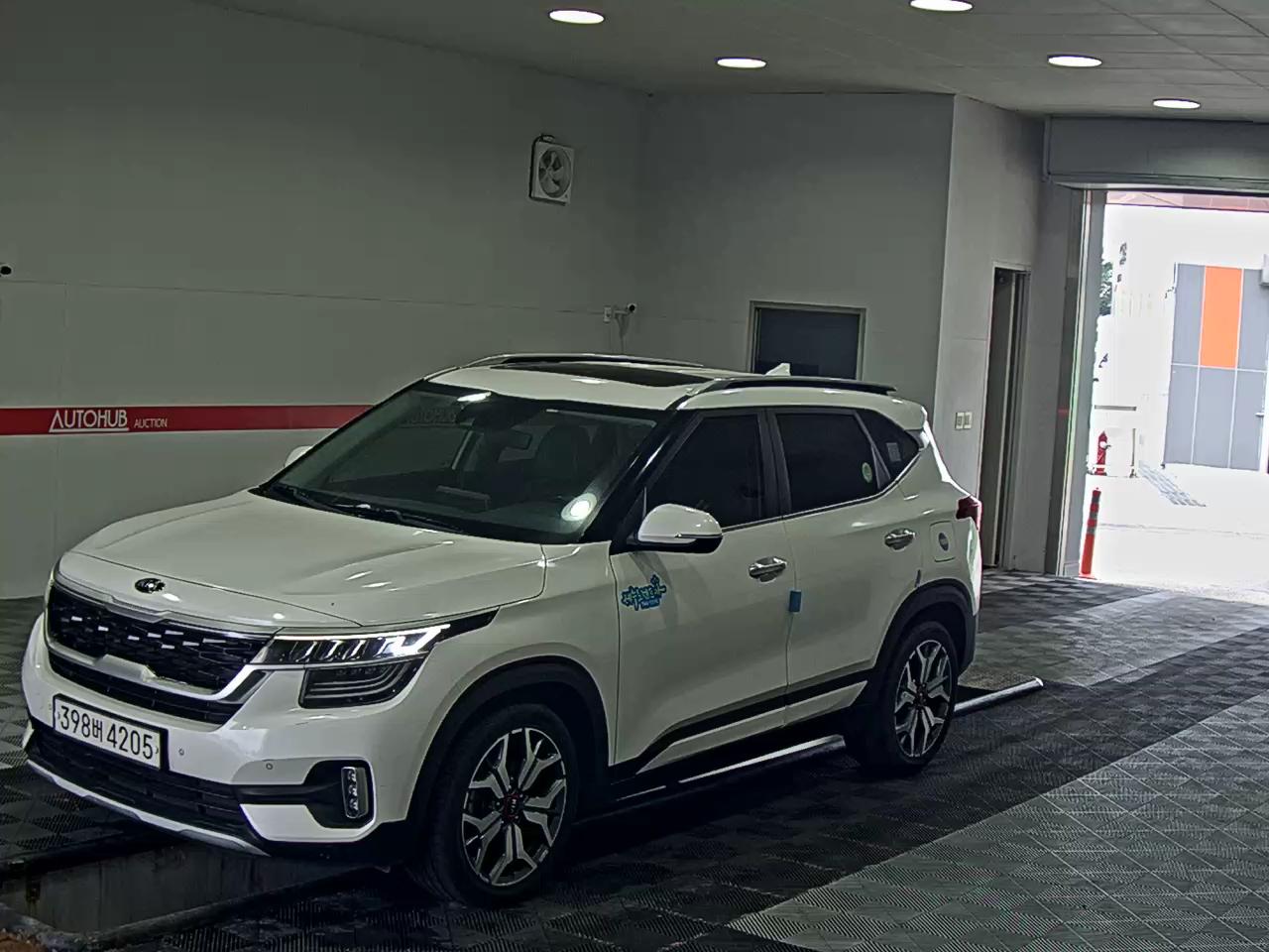 2021 - kia seltos