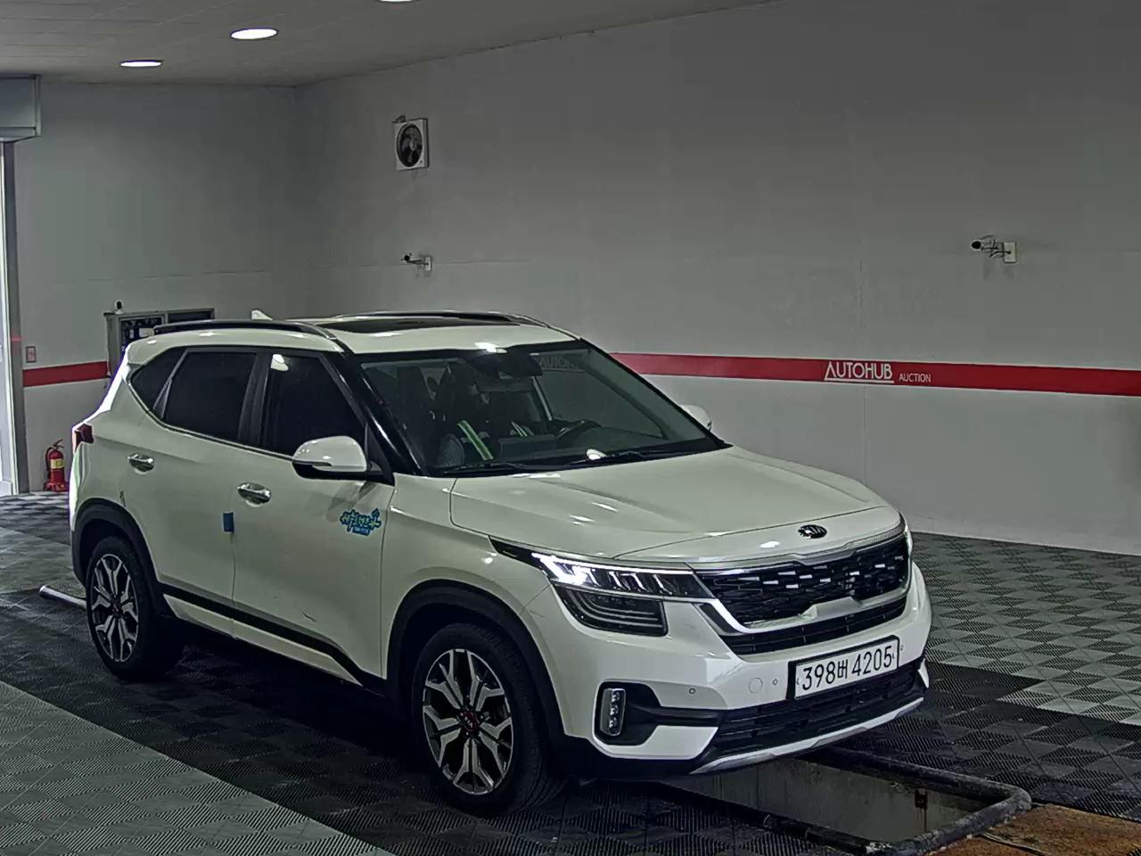 2021 - kia seltos